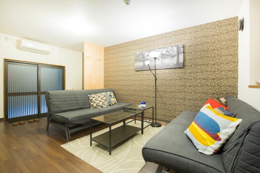 Ferienwohnung Sakuragawa House Ōsaka Exterior foto